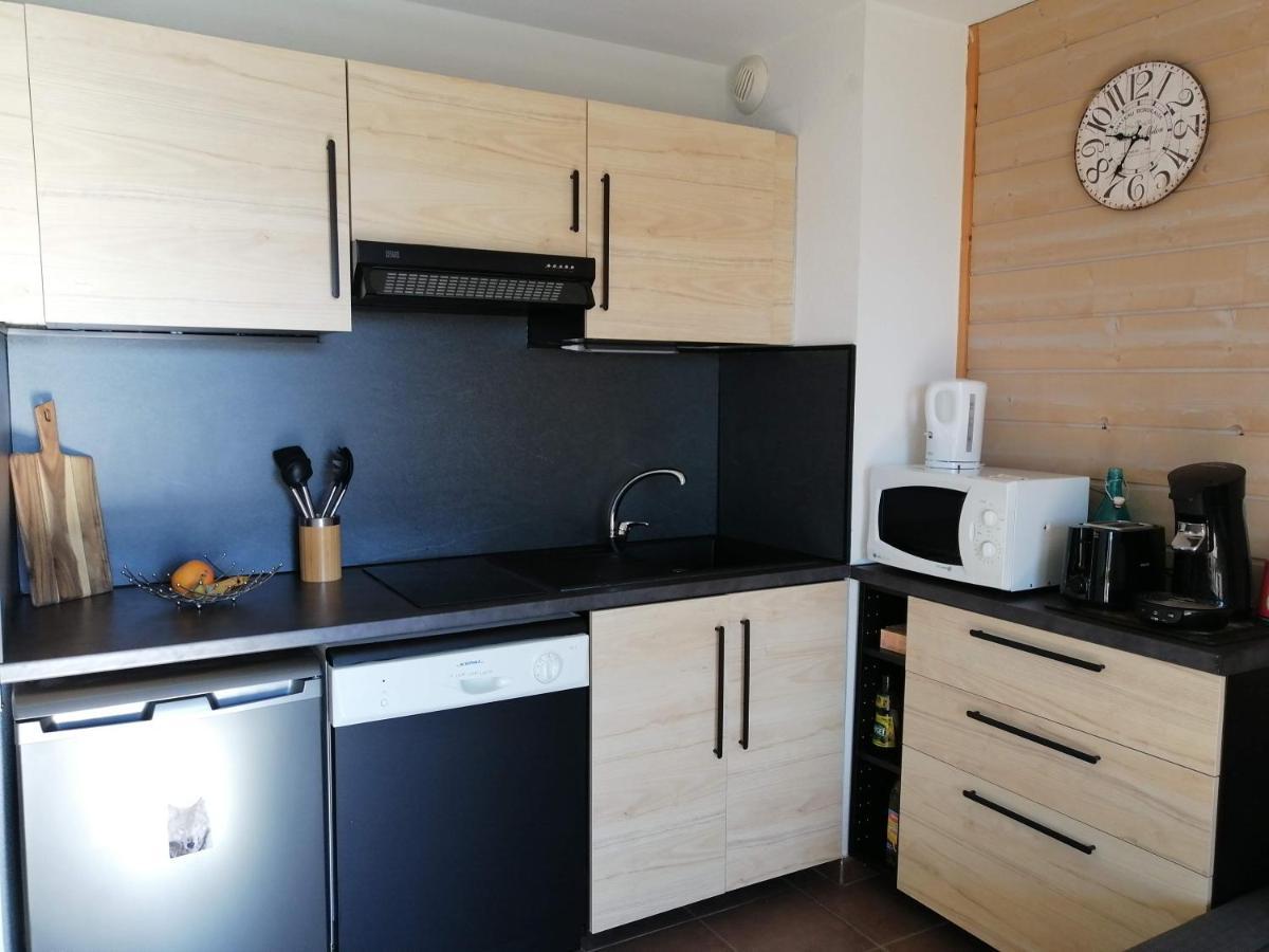 Appartement 2 Chambres Au Calme Les Angles  Bagian luar foto